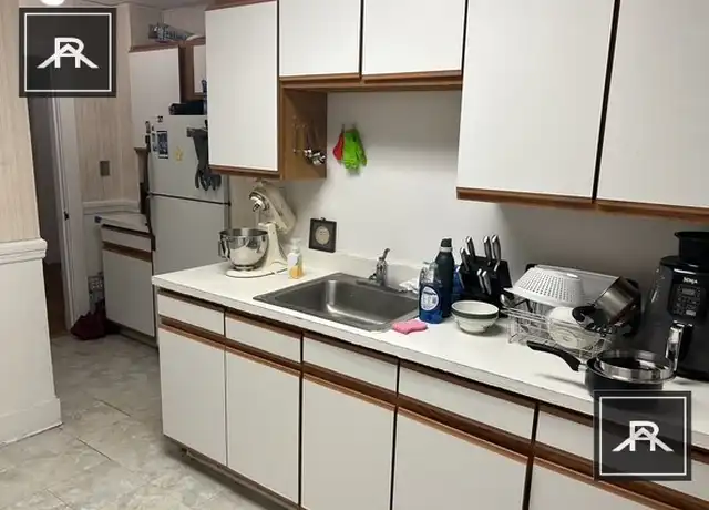 Property at 55 Manchester Rd Unit 5, Brookline, MA, 02446, 2 beds, 1 bath, [object Object]