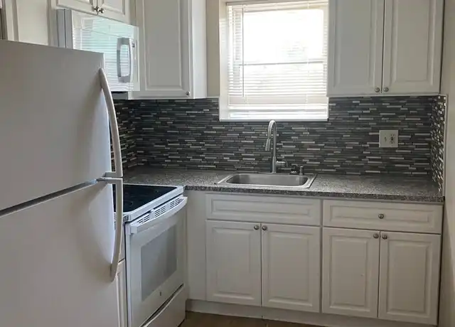 Property at 142 Montgomery Ave Unit 144-C1, Boyertown, PA, 19512, 2 beds, 1 bath, [object Object]