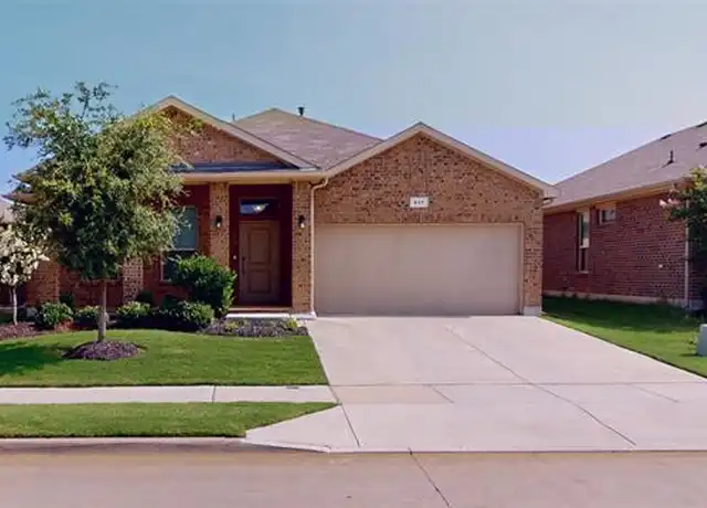 Property at 817 Greenford Mnr, Justin, TX, 76247, 4 beds, 2 baths, [object Object]