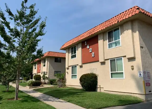 Property at 1422 Bank St, South Pasadena, CA, 91030, 2 beds, 2 baths, [object Object]