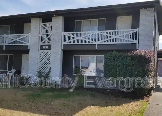 Property at 308 Park Ave Unit 4, Auburn, WA, 98002, 1 bed, 1 bath, [object Object]