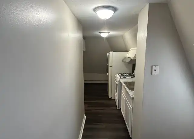Property at 110 Perkins St Unit 10, Somerville, MA, 02145, 1 bed, 1 bath, [object Object]