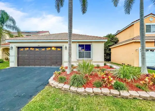 Property at 841 Stanton Dr, Weston, FL, 33326, 3 beds, 2 baths, [object Object]