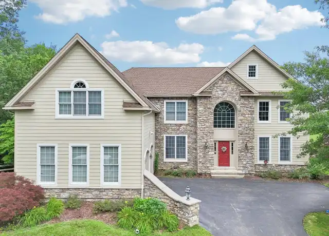 Property at 121 Palsgrove Way, Chester Springs, PA, 19425, 5 beds, 3.5 baths, [object Object]