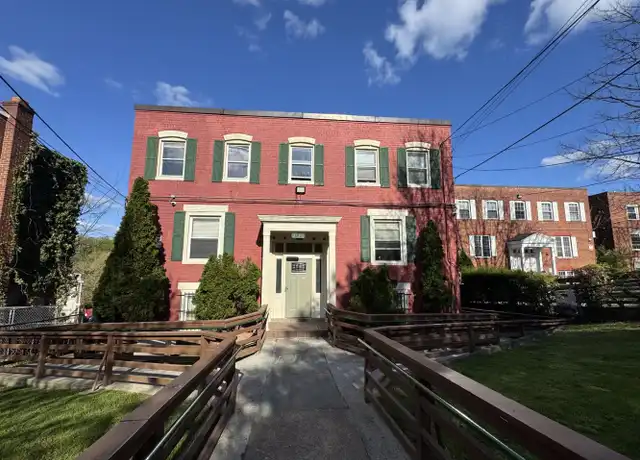 Property at 3130 Buena Vista Ter SE Unit 3, Washington, DC, 20020, 3 beds, 1 bath, [object Object]