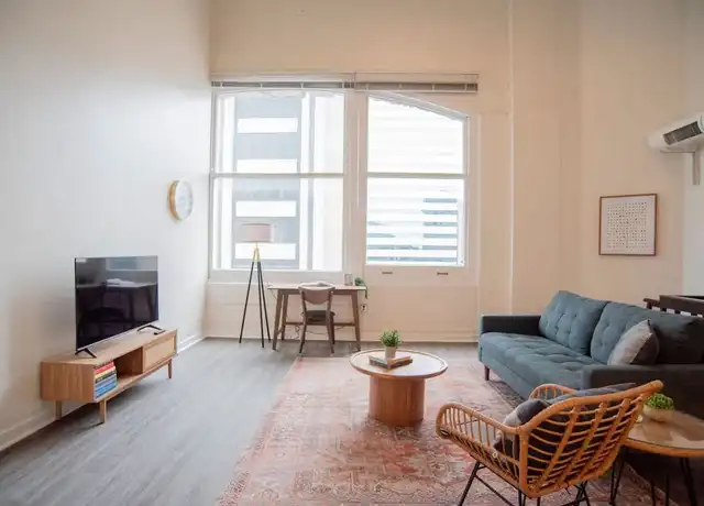 Property at West Market Street 125 - W Market St Unit 1014563P, Indianapolis, IN, 46204, 1 bed, 1 bath, [object Object]