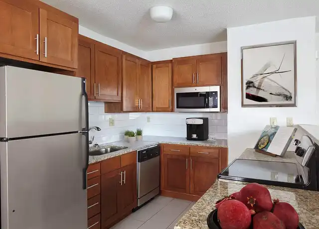 Property at The Richelieu - 405 E Armour Blvd, Kansas City, MO, 64109, 2 beds, 1 bath, [object Object]