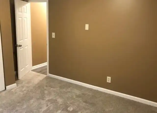 Property at 3618 Taylor Blvd Unit 2, Louisville, KY, 40215, 1 bed, 1 bath, [object Object]