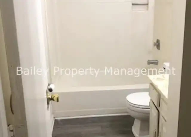 Property at 3618 Taylor Blvd Unit 2, Louisville, KY, 40215, 1 bed, 1 bath, [object Object]