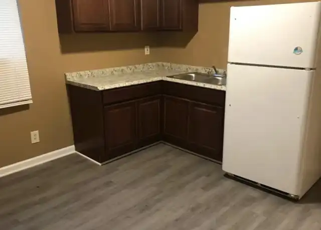Property at 3618 Taylor Blvd Unit 2, Louisville, KY, 40215, 1 bed, 1 bath, [object Object]
