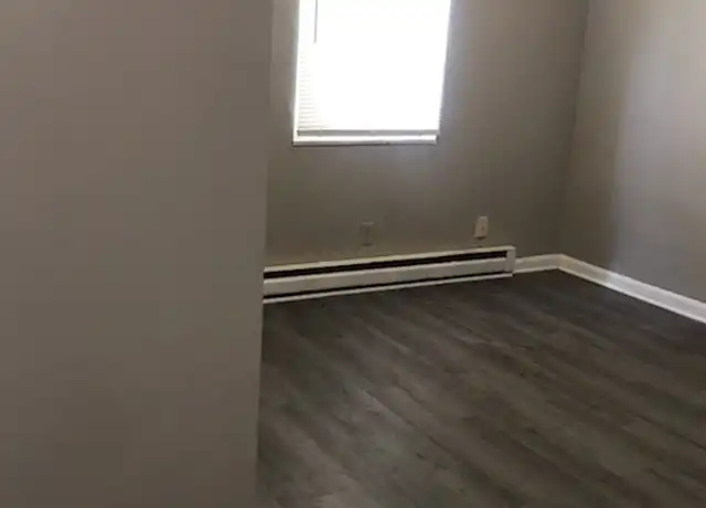 Property at 3618 Taylor Blvd Unit 2, Louisville, KY, 40215, 1 bed, 1 bath, [object Object]