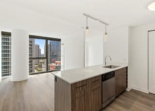 Property at 3 W Wolf Point Plz, Chicago, IL, 60654, 1 bed, 1 bath, [object Object]