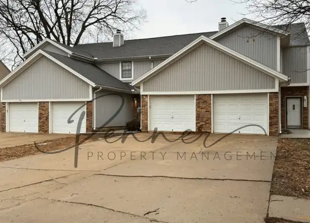 Property at 3536 NE Independence Ave, Lee's Summit, MO, 64064, 2 beds, 1.5 baths, [object Object]