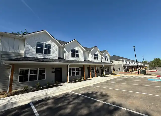 Property at 1875 S Garland Ave Unit 1, Fayetteville, AR, 72701, 3 beds, 2.5 baths, [object Object]