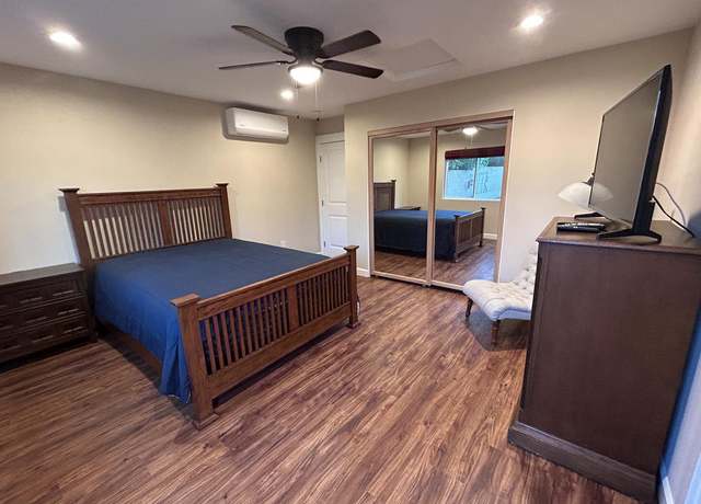 Photo of 18122 Heather Way Unit B, Yorba Linda, CA 92886