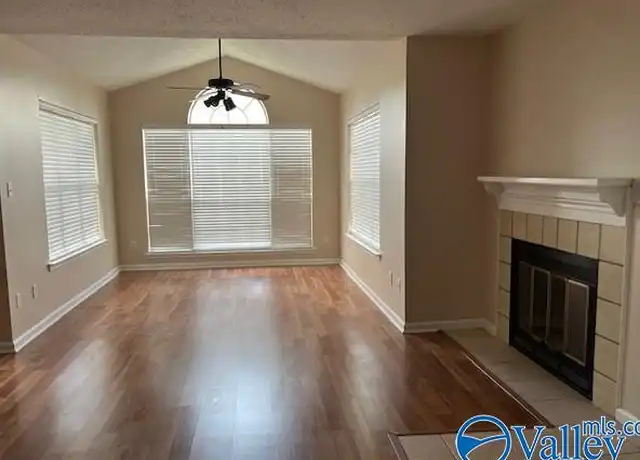 Property at 167 Waters Edge Ln Unit 167, Madison, AL, 35758, 1 bed, 1 bath, [object Object]