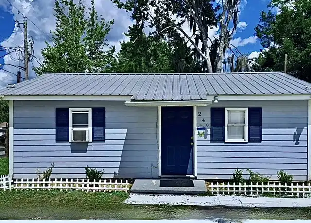 Property at 249 NE Ark Pl, Lake City, FL, 32055, 2 beds, 1 bath, [object Object]