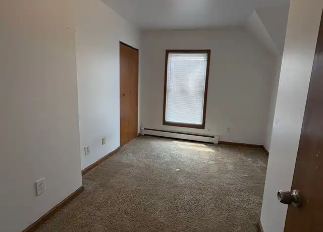 Property at 420 Ballard St, Ypsilanti, MI, 48197, 6 beds, 2 baths, [object Object]