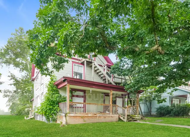 Property at 1701 Delaware Ave #2, New Castle, PA, 16105, 2 beds, 1 bath, [object Object]