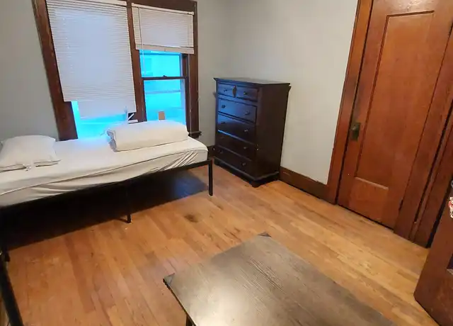 Property at 916 Ackerman Ave Unit 5, Syracuse, NY, 13210, 1 bed, 1 bath, [object Object]