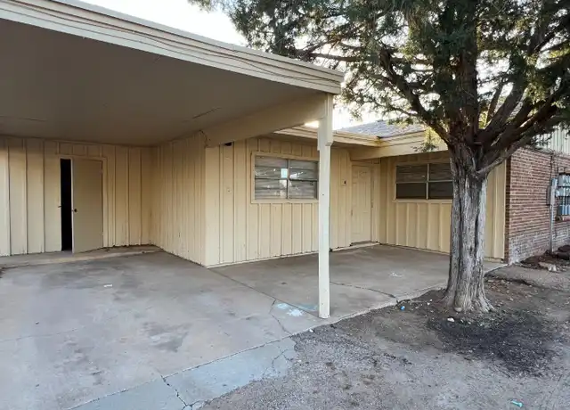Property at 1710 Elkhart Ave Unit D, Lubbock, TX, 79416, 2 beds, 1 bath, [object Object]