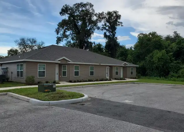 Property at 1992 NE 17th Pl #2, Ocala, FL, 34470, 2 beds, 2 baths, [object Object]