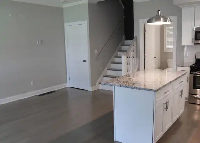 Property at 39 Glenwood Ave Unit 3, Norwalk, CT, 06854, 2 beds, 2 baths, [object Object]