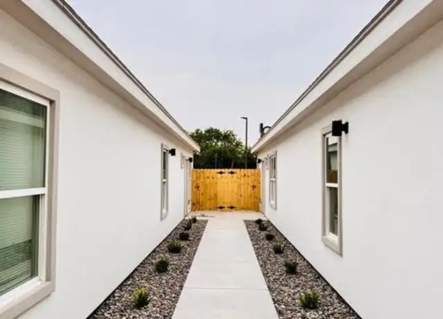 Property at 740 N Alamo Rd Unit 14, Edinburg, TX, 78542, 2 beds, 2 baths, [object Object]