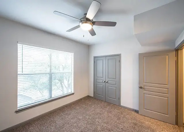 Photo of 350 E Vista Ridge Mall Dr, Lewisville, TX 75067