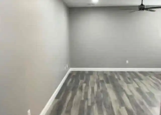 Property at 3000 W Kellogg Dr Unit 203, Wichita, KS, 67213, 1 bed, 1 bath, [object Object]