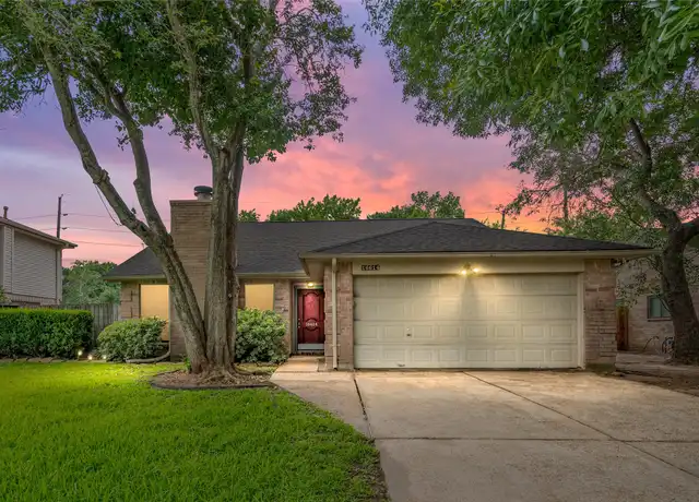 Property at 16614 Red Gully Dr, Sugar Land, TX, 77498, 3 beds, 2 baths, [object Object]