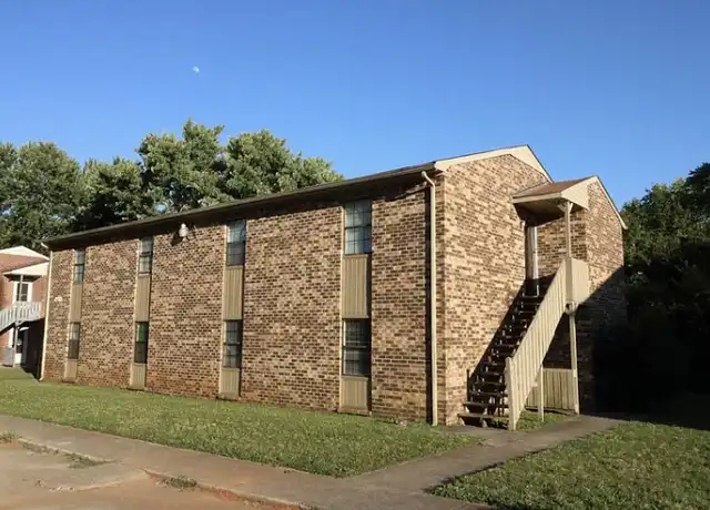 Property at 4915 Cotton Row NW Unit B, Huntsville, AL, 35816, 2 beds, 1 bath, [object Object]
