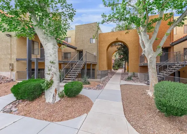 Photo of 5921 N Oracle Rd, Tucson, AZ 85704
