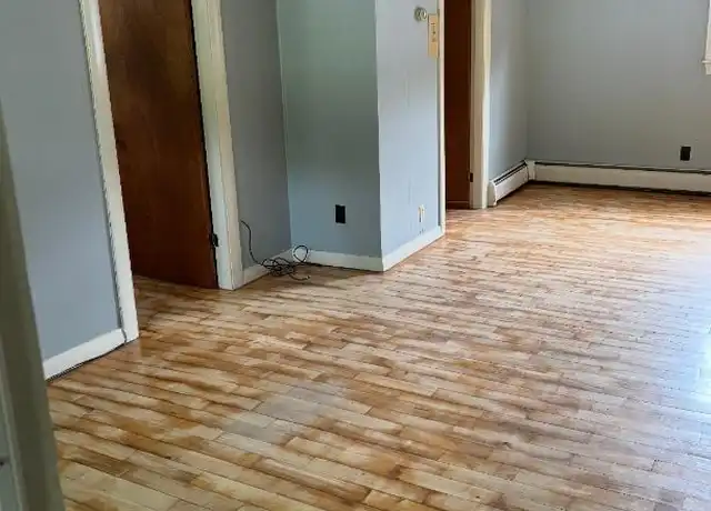 Property at 58 Main St, Dexter, ME, 04930, 2 beds, 1 bath, [object Object]