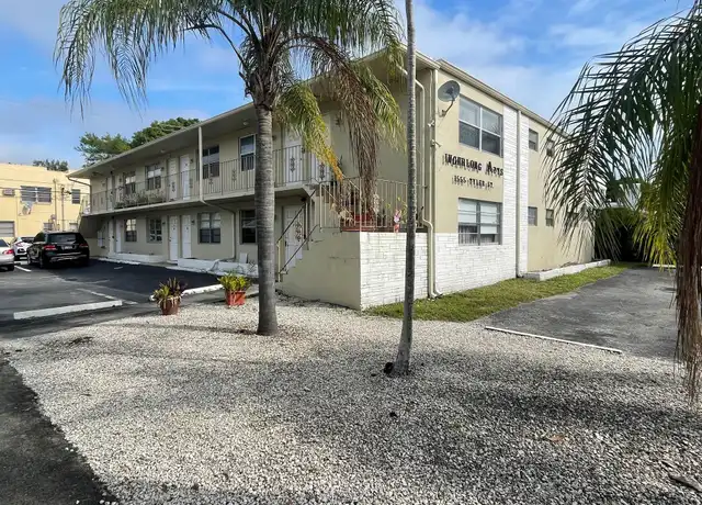 Property at 1555 Tyler St Unit 1, Hollywood, FL, 33020, 1 bed, 1 bath, [object Object]