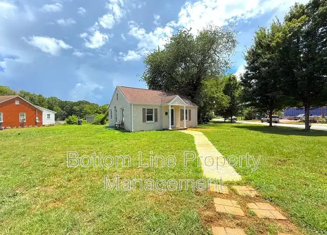 Property at 516 Concordia Ave, Charlotte, NC, 28206, 2 beds, 1 bath, [object Object]