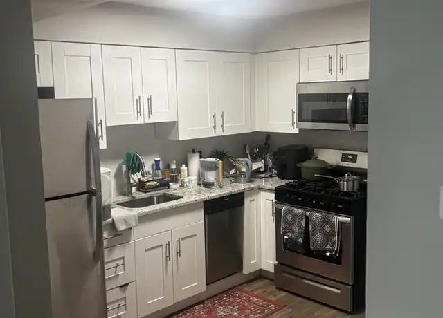 Property at 1348 Brown St, Des Plaines, IL, 60016, 1 bed, 1 bath, [object Object]
