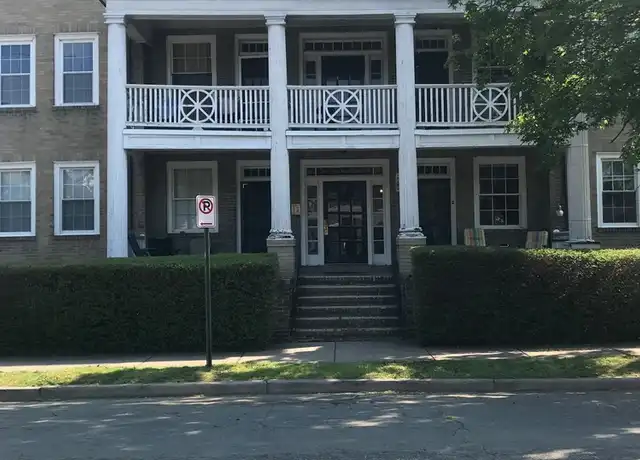 Property at 2826 W Grace St Unit 6, Richmond, VA, 23221, 2 beds, 1 bath, [object Object]
