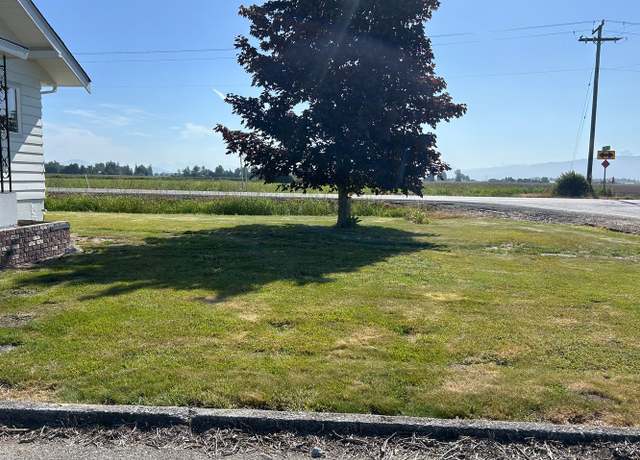 Photo of 112 H Street Rd, Lynden, WA 98264