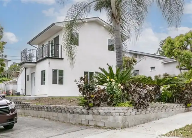 Property at 2779 Mansfield Dr Unit 101, Burbank, CA, 91504, 2 beds, 1.5 baths, [object Object]