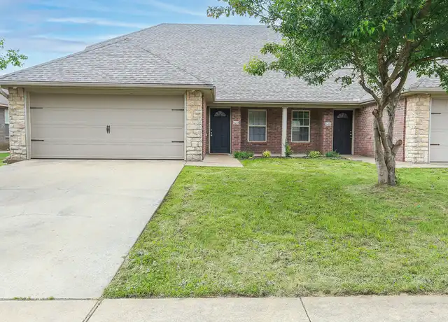 Property at 3509 SW Deerfield Blvd Unit 1, Bentonville, AR, 72712, 3 beds, 2 baths, [object Object]
