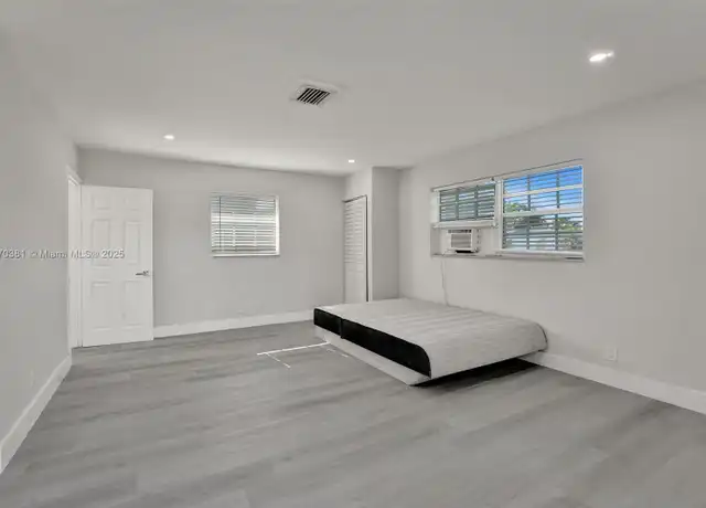 Property at 5657 Grant St Unit 5, Hollywood, FL, 33021, 0 beds, 1 bath, [object Object]