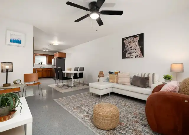 Property at 1500 Del Oro Ln Apt 3, Pharr, TX, 78577, 1 bed, 1 bath, [object Object]