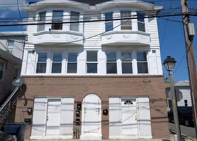 Property at 513 N Indiana Ave Unit 2, Atlantic City, NJ, 08401, 2 beds, 1 bath, [object Object]