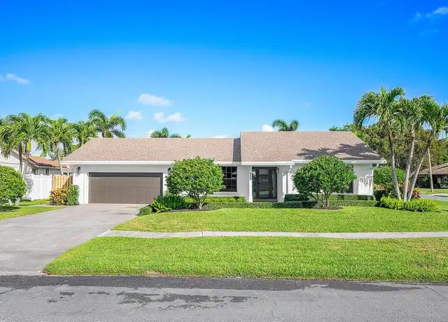 Property at 555 SW 24th Ave, Boynton Beach, FL, 33435, 3 beds, 2 baths, [object Object]