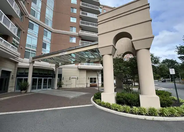 Property at 3101 N Hampton Dr #1207, Alexandria, VA, 22302, 1 bed, 1 bath, [object Object]