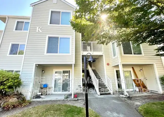Property at 975 Aberdeen Ave NE Unit K201, Renton, WA, 98056, 2 beds, 1 bath, [object Object]