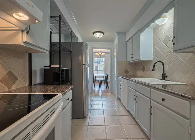 Property at 359 N Post Oak Ln #225, Houston, TX, 77024, 1 bed, 1 bath, [object Object]