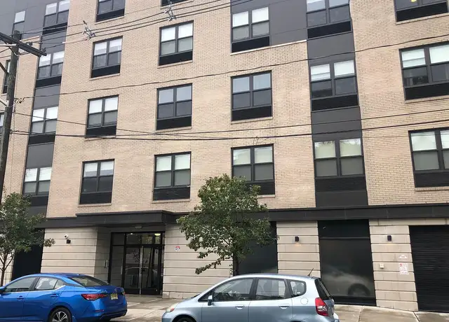 Photo of 429 Bergen Ave, Jersey City, NJ 07304