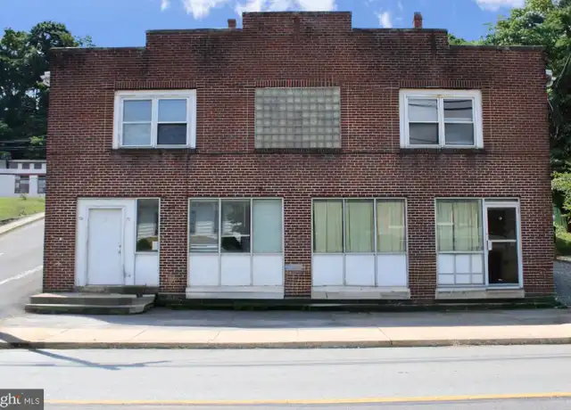 Property at 155 W Main St Unit 17, Windsor, PA, 17366, 2 beds, 1 bath, [object Object]